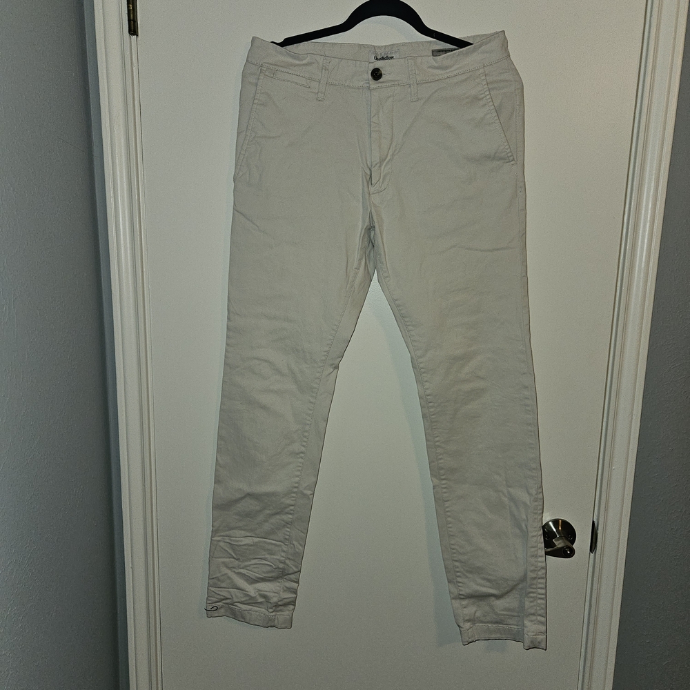 Goodfellow & Co Men's Light Gray Chinos